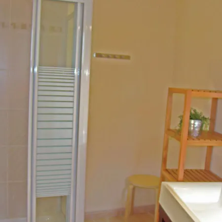 Holiday home Cozy Bungalow In The Authentic French Countryside Brossac